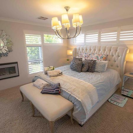Magnificent Beach Retreat Jindalee Luaran gambar