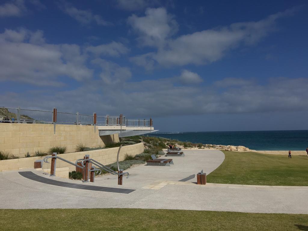 Magnificent Beach Retreat Jindalee Luaran gambar