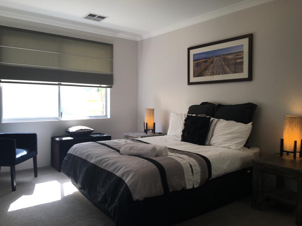 Magnificent Beach Retreat Jindalee Luaran gambar