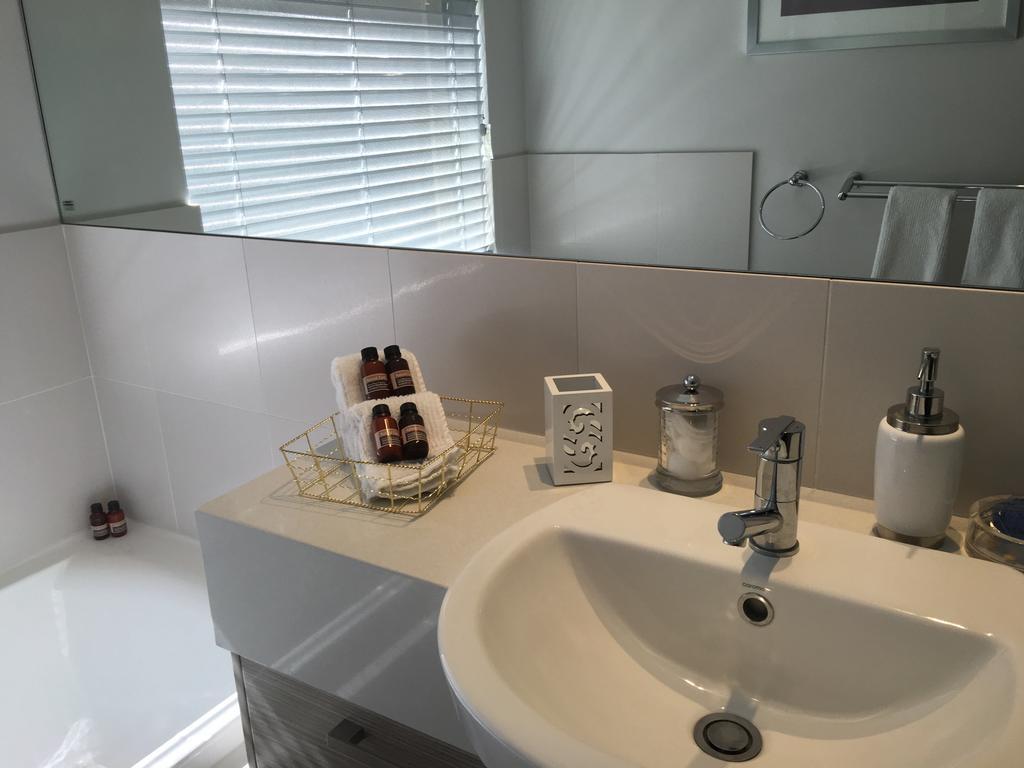 Magnificent Beach Retreat Jindalee Luaran gambar